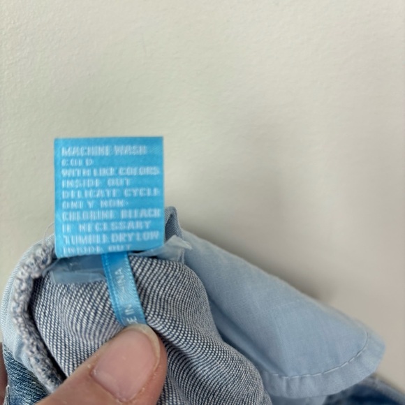 J. McLaughlin Light Wash Straight Leg Jeans Size 10 - Picture 7 of 7